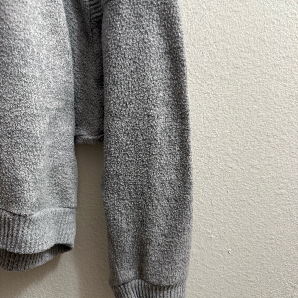 Women’s sweater bundle - Picture 6 of 12